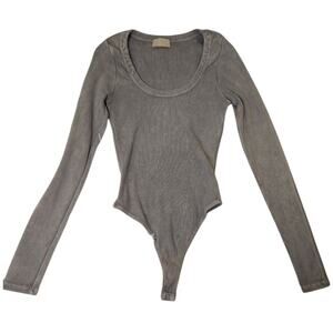LA Luxe Rib Knit Long Sleeve Bodysuit Gray Beige Size L
